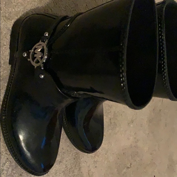 Michael Kors Black Rubber Rain Boots - Picture 1 of 1